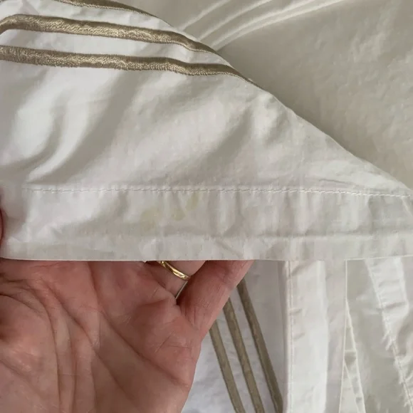 Pottery Barn Twin bed skirt